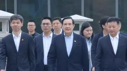 马英九一行参观西安国家版本馆：寻觅中华文脉感悟厚重历史