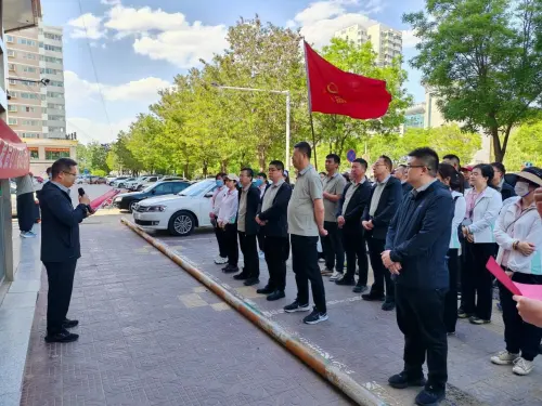 靖边农商银行组织开展“立夏信心行稳致远”徒步活动