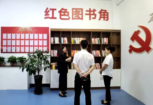 农安县图书馆：创建红色图书角 开辟阅读新空间